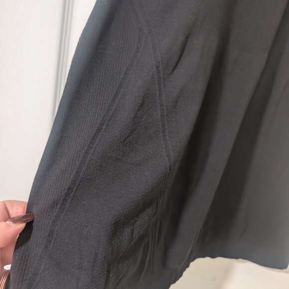 Athleta | Momentum Seamless Tank In Black - Picture 11 of 16